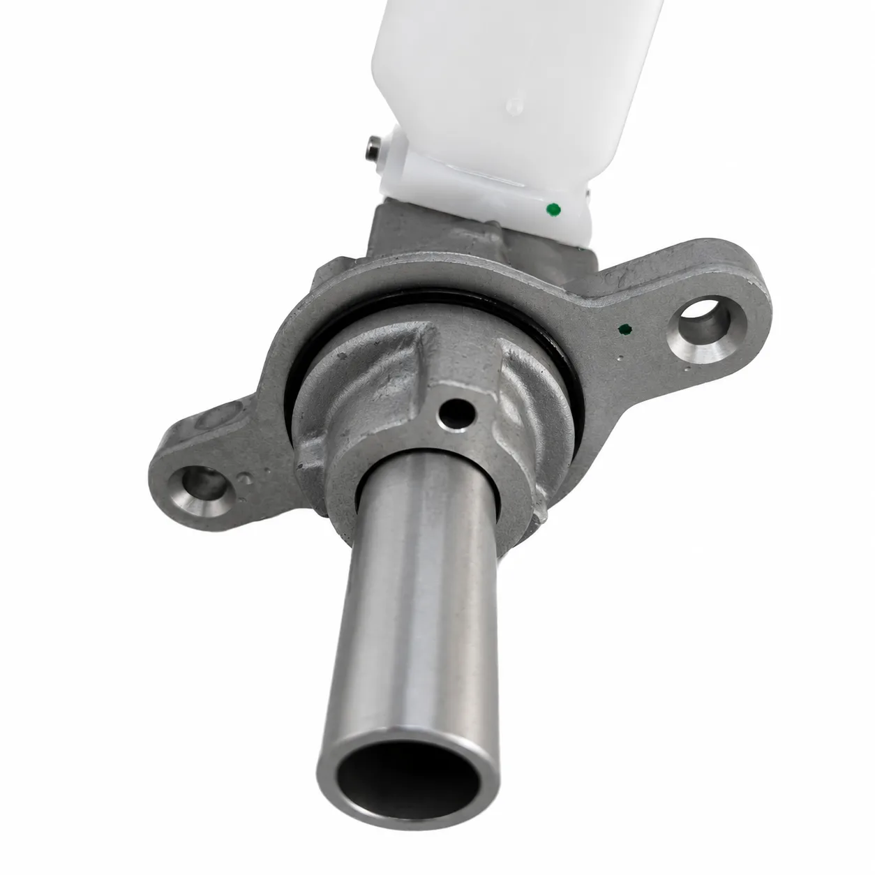 Genuine Isuzu D-Max Brake Master Cylinder ABS MT 12 mm Pipe Port - 8-98320670-0