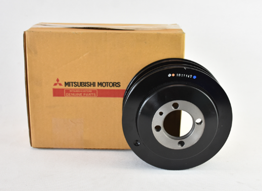 Mitsubishi Triton 2006–2014 Crankshaft Pulley / Front Pulley 2.4B 4G64 Genuine Mitsubishi (MS) OEM Part No. 1104A073 ( )